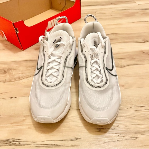 Nike Air Max 2090 - Picture 10 of 13